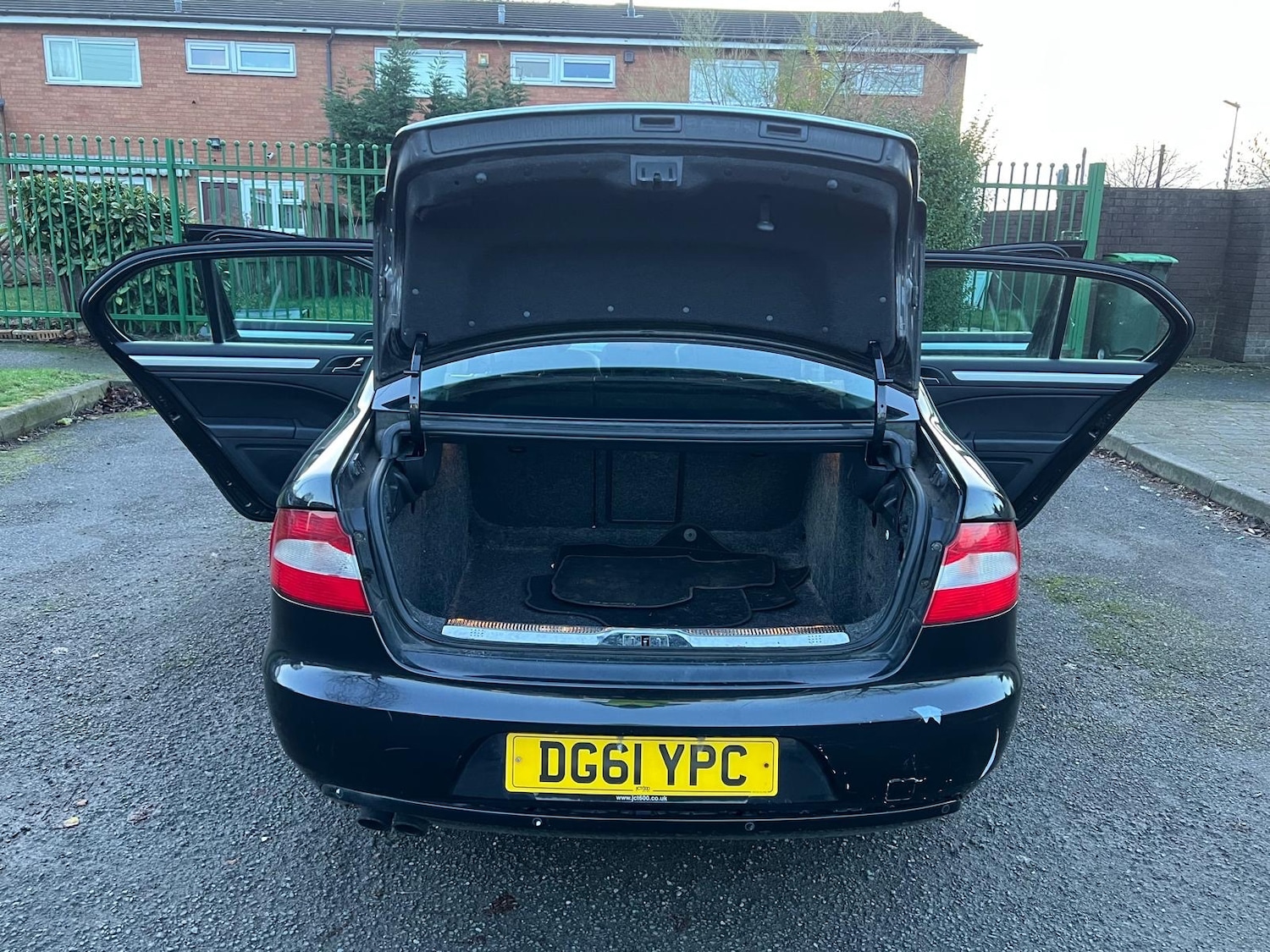 Used Skoda Superb 2011 for sale - 76799612: Photo 56