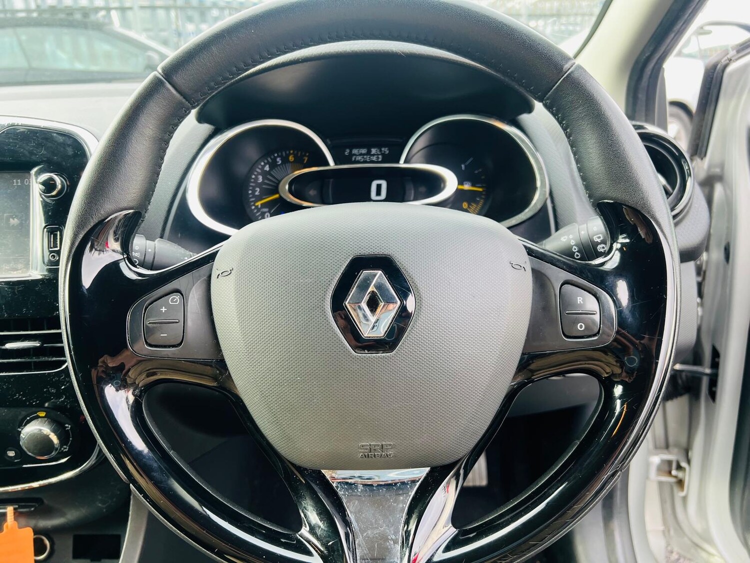 Used Renault Clio 2014 for sale - 77587913: Photo 11