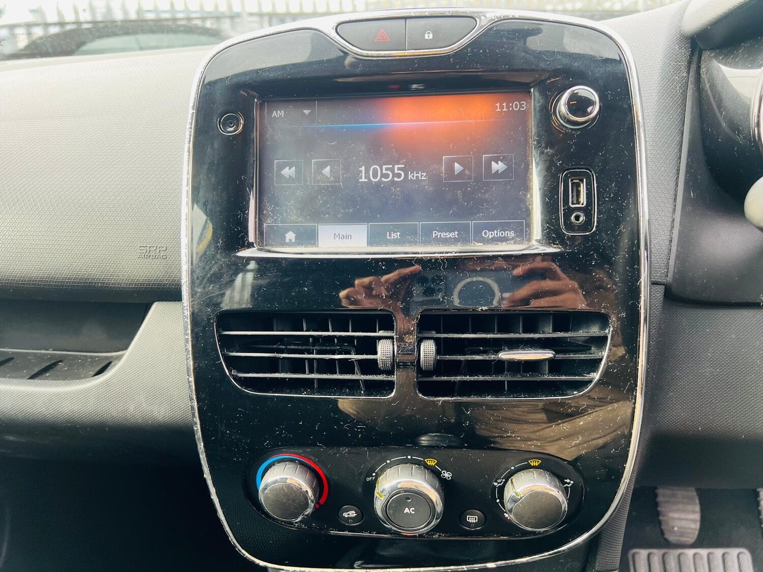 Used Renault Clio 2014 for sale - 77587913: Photo 13