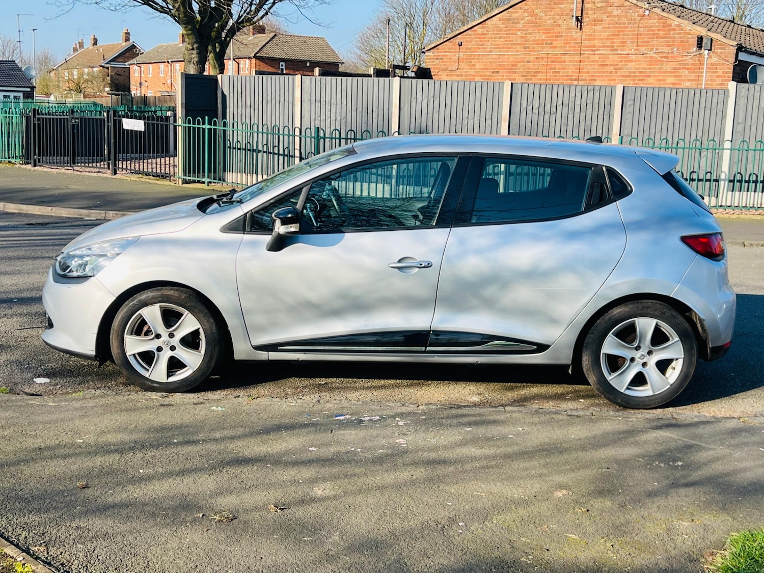 Used Renault Clio 2014 for sale - 77587913: Photo 29