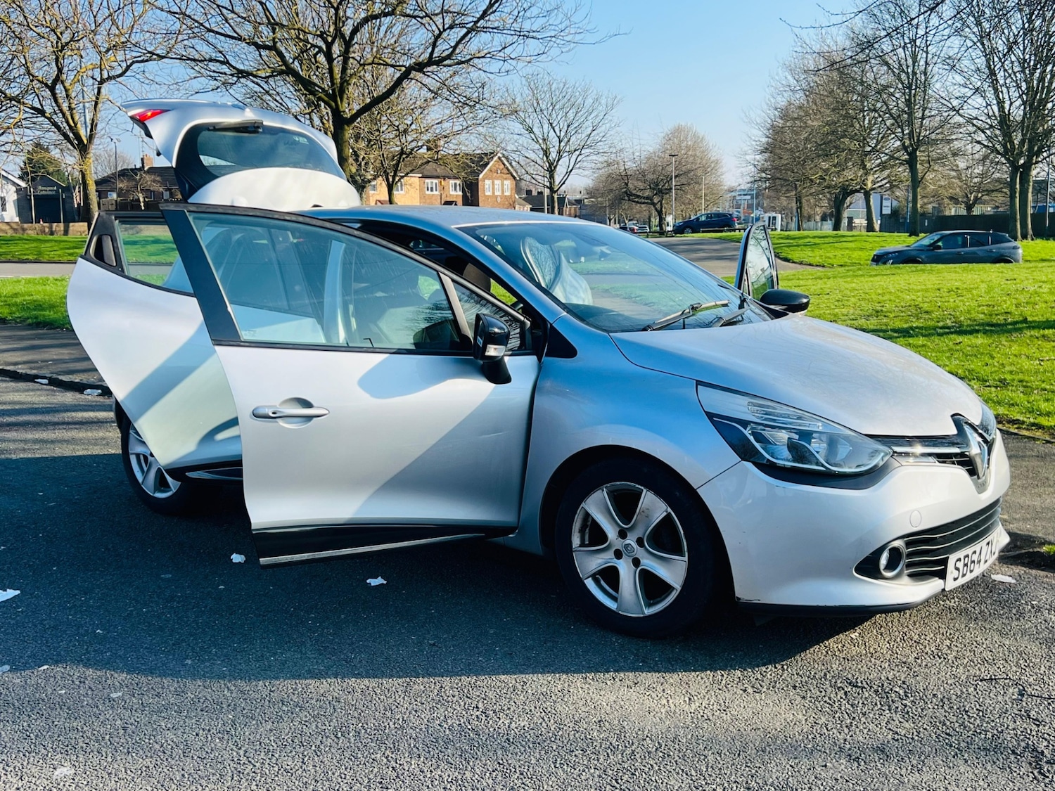 Used Renault Clio 2014 for sale - 77587913: Photo 31