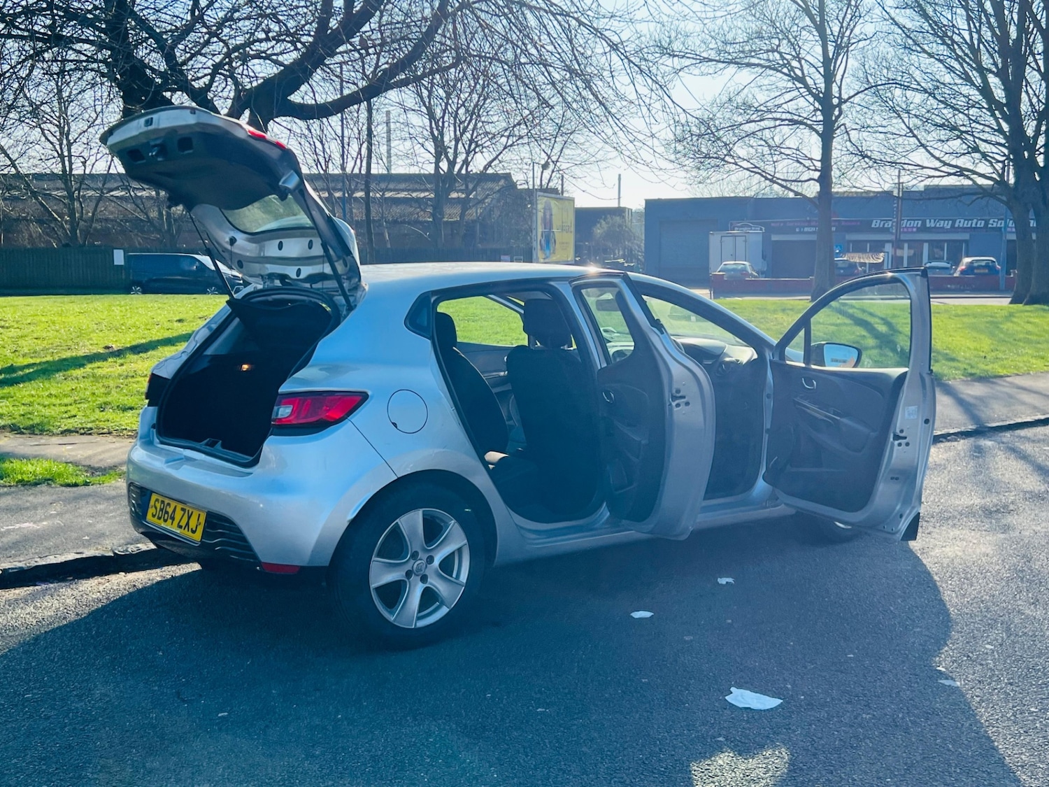 Used Renault Clio 2014 for sale - 77587913: Photo 38