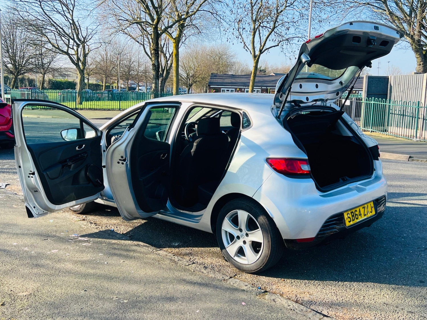 Used Renault Clio 2014 for sale - 77587913: Photo 41