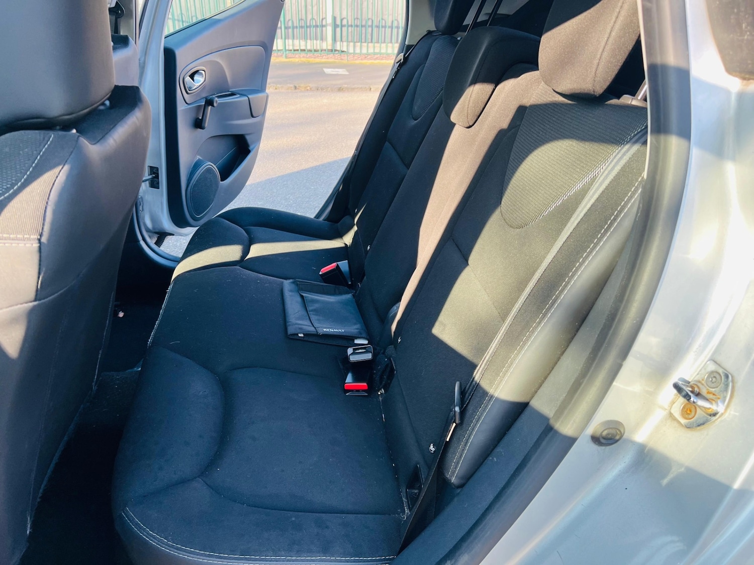 Used Renault Clio 2014 for sale - 77587913: Photo 44