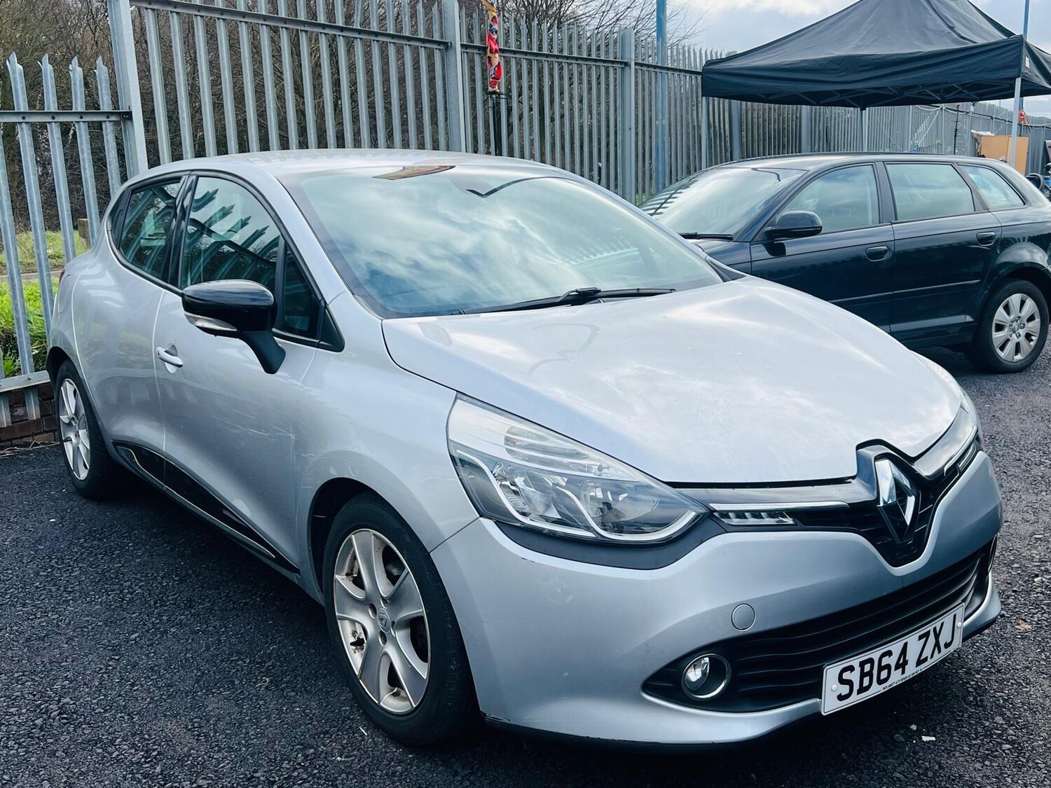 Used Renault Clio 2014 for sale - 77587913: Photo 6