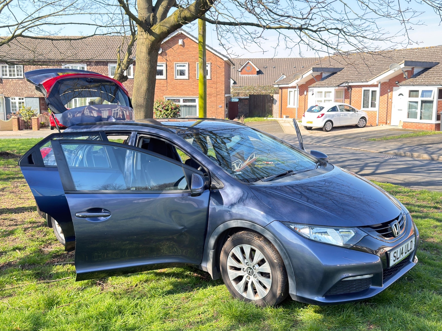 Used Honda Civic 2014 for sale - 77951661: Photo 2