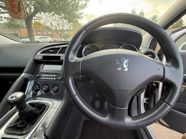 Used Peugeot 3008 2010 for sale - 76176002: Photo 27