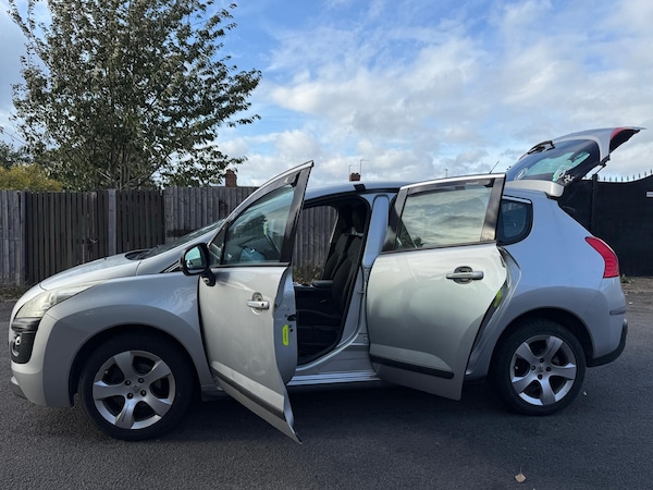 Used Peugeot 3008 2010 for sale - 76176002: Photo 31