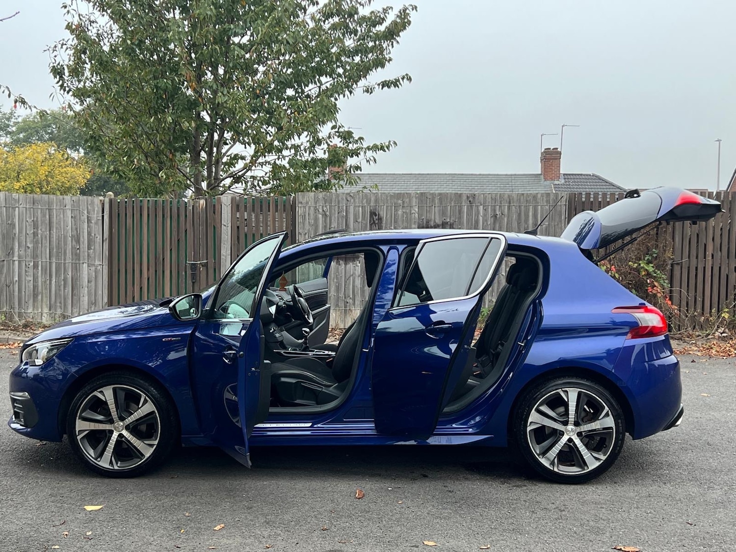 Used Peugeot 308 2017 for sale - 76198714: Photo 6