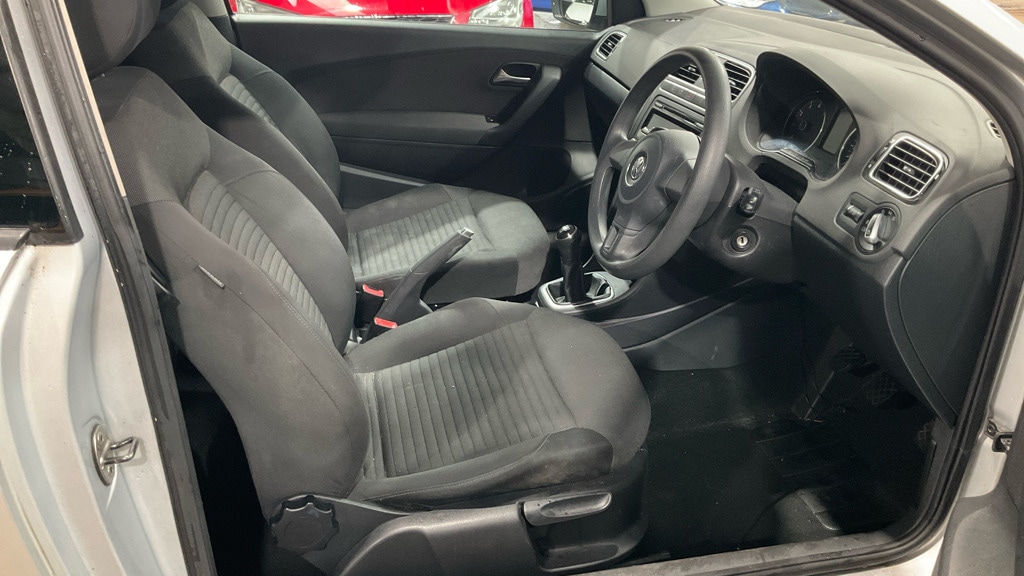 Used Volkswagen Polo 2012 for sale - 77157252: Photo 9