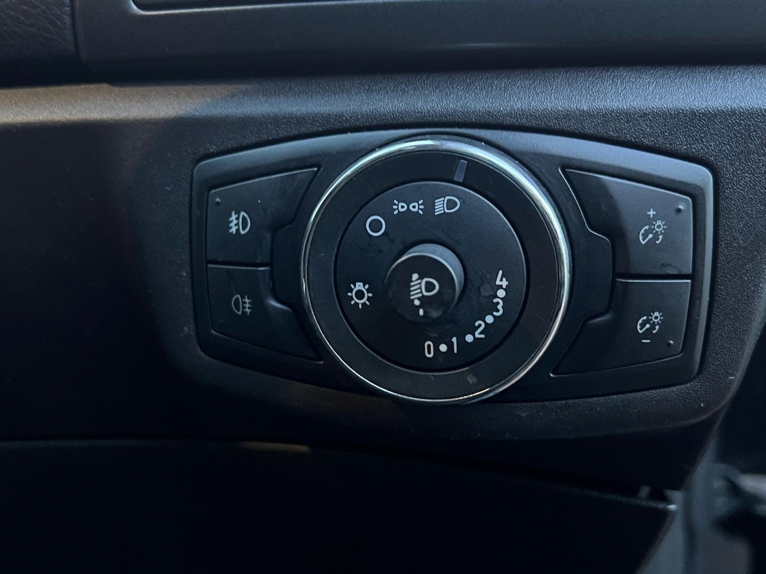 Used Ford Mondeo 2016 for sale - 76802521: Photo 29