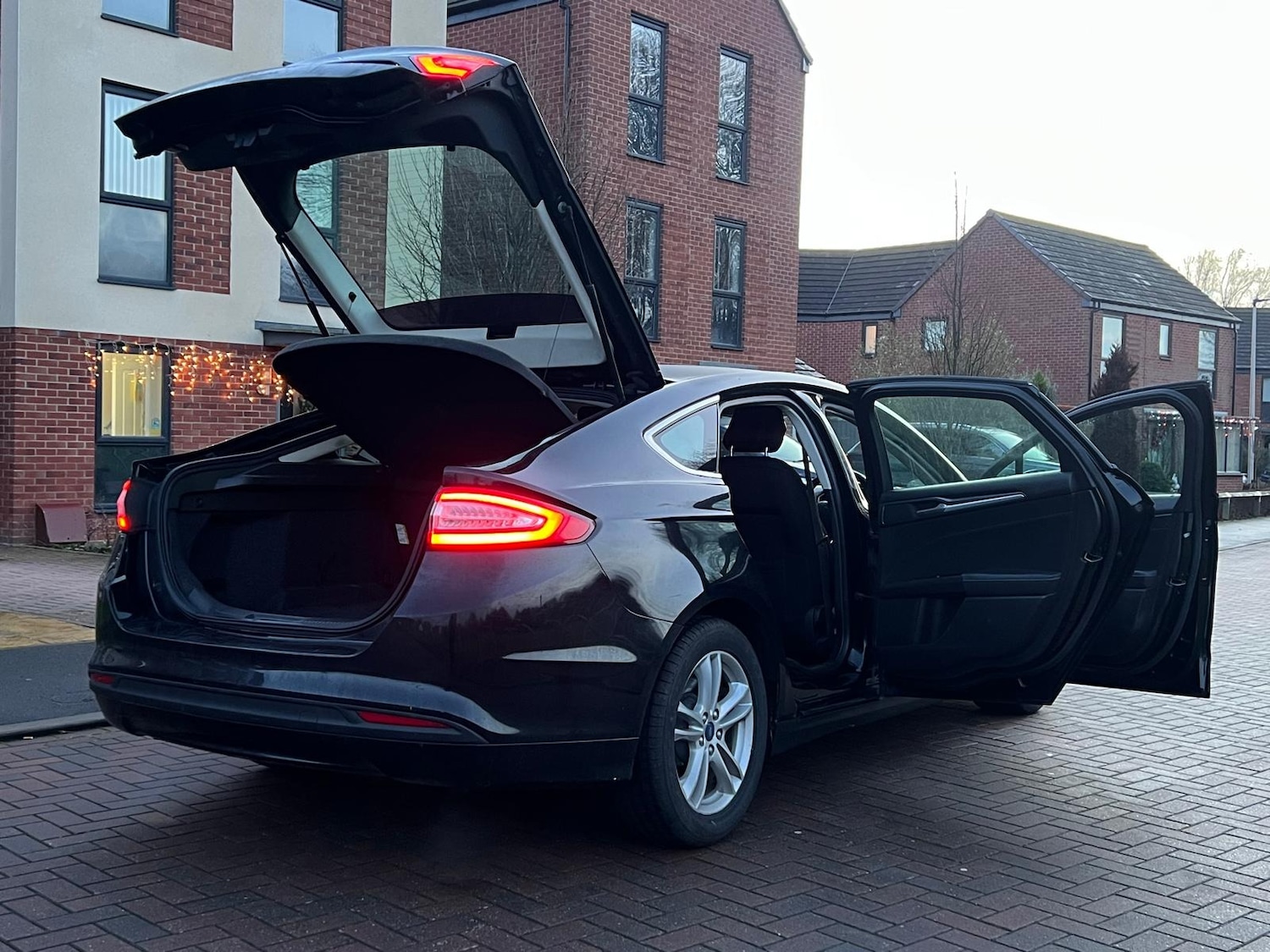 Used Ford Mondeo 2016 for sale - 76802521: Photo 51