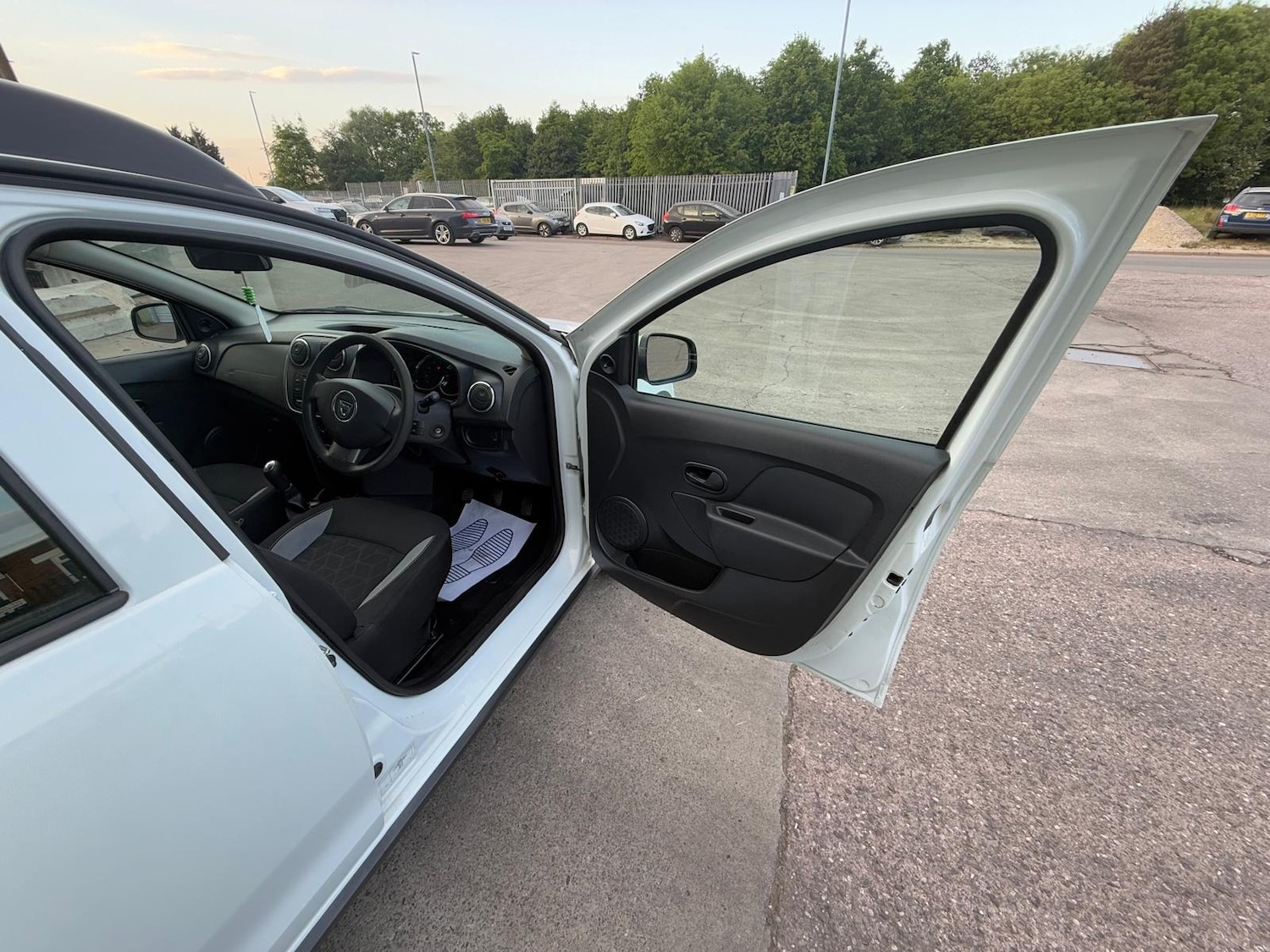 Used Dacia Sandero Stepway 2015 for sale - 77422877: Photo 15