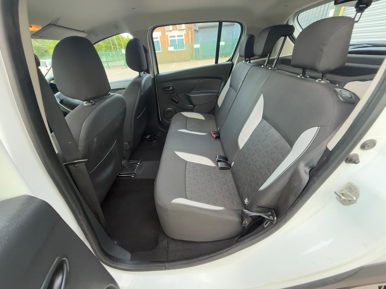 Used Dacia Sandero Stepway 2015 for sale - 77422877: Photo 31