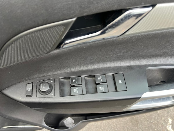 Used Vauxhall Antara 2012 for sale - 76271404: Photo 30