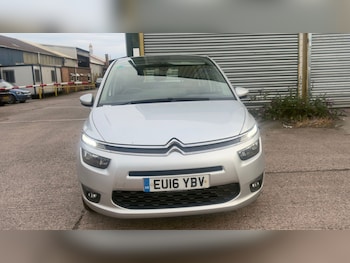 Used Citroen Grand C4 Picasso 2016 for sale - 79121288: Photo