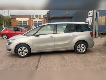 Used Citroen Grand C4 Picasso 2016 for sale - 79121288: Photo