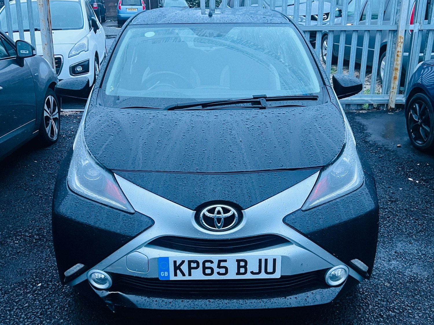 Used Toyota AYGO 2015 for sale - 77457156: Photo 2
