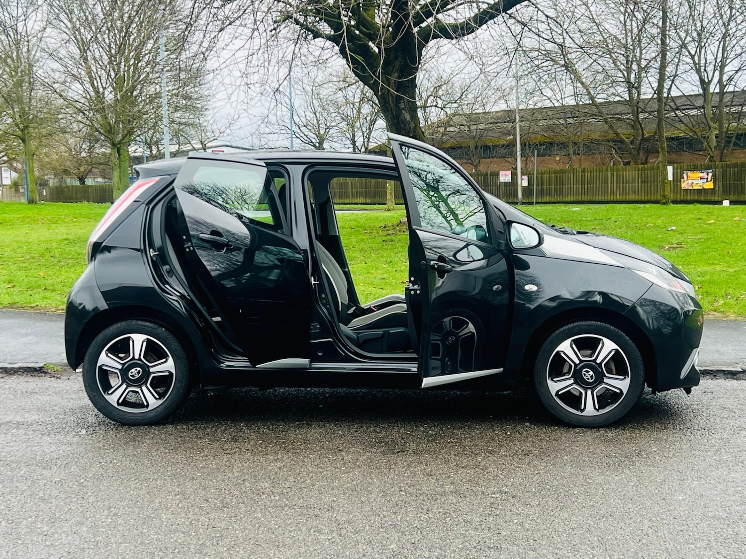 Used Toyota AYGO 2015 for sale - 77457156: Photo 20