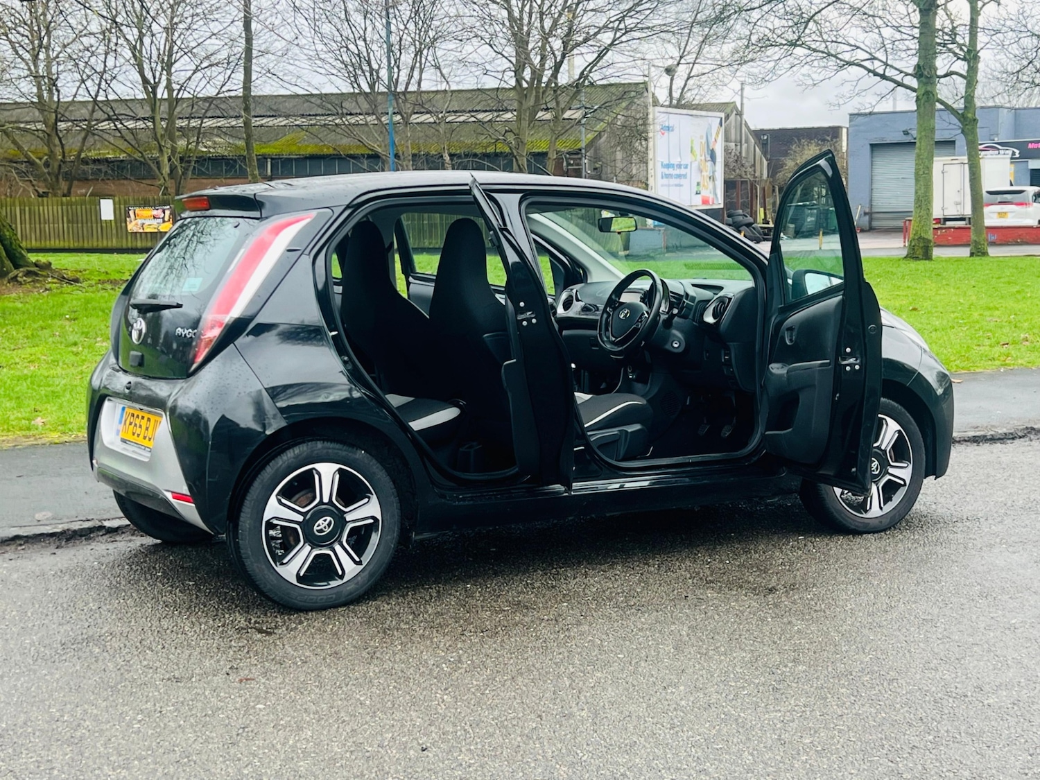 Used Toyota AYGO 2015 for sale - 77457156: Photo 23