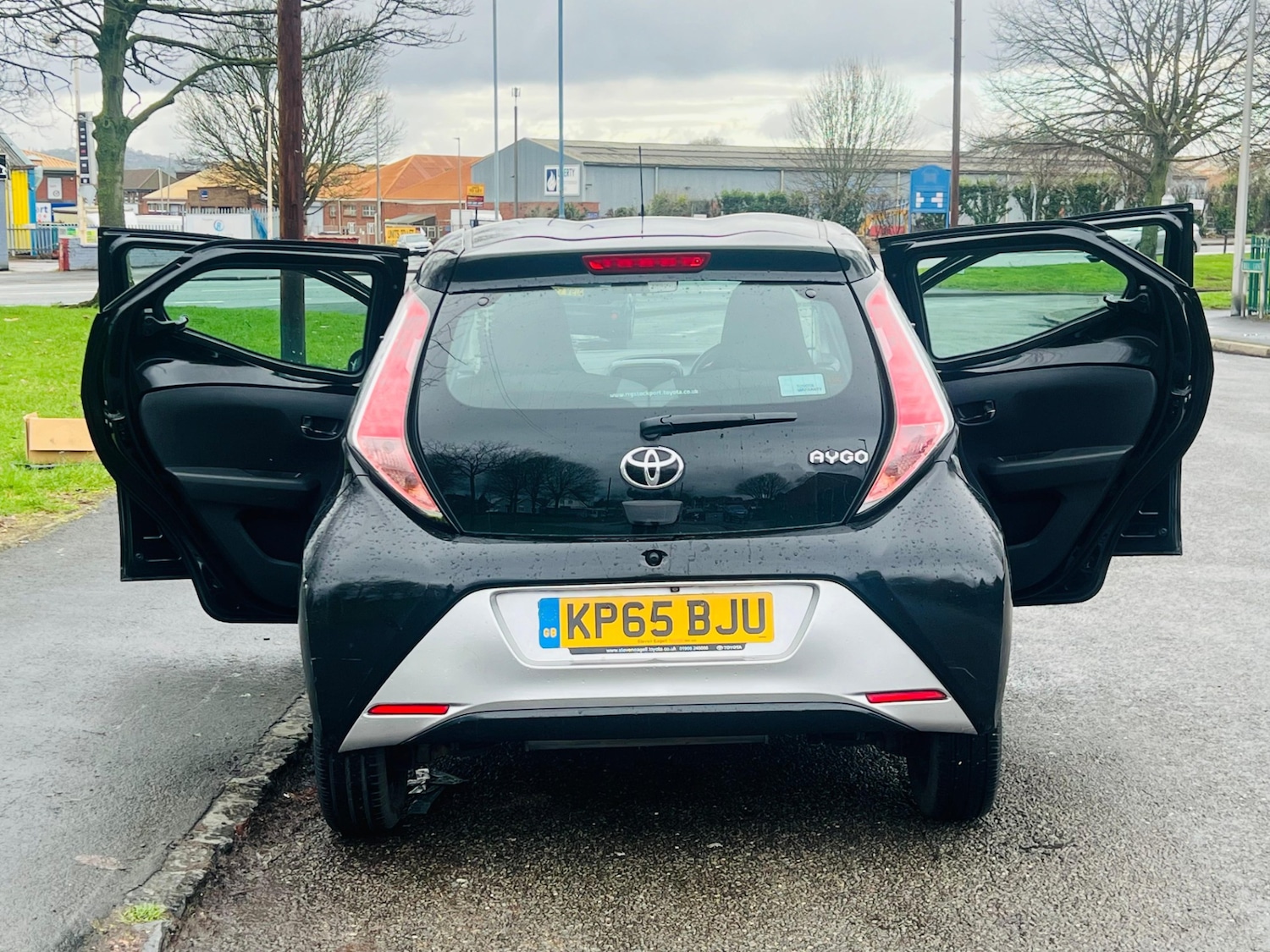 Used Toyota AYGO 2015 for sale - 77457156: Photo 24