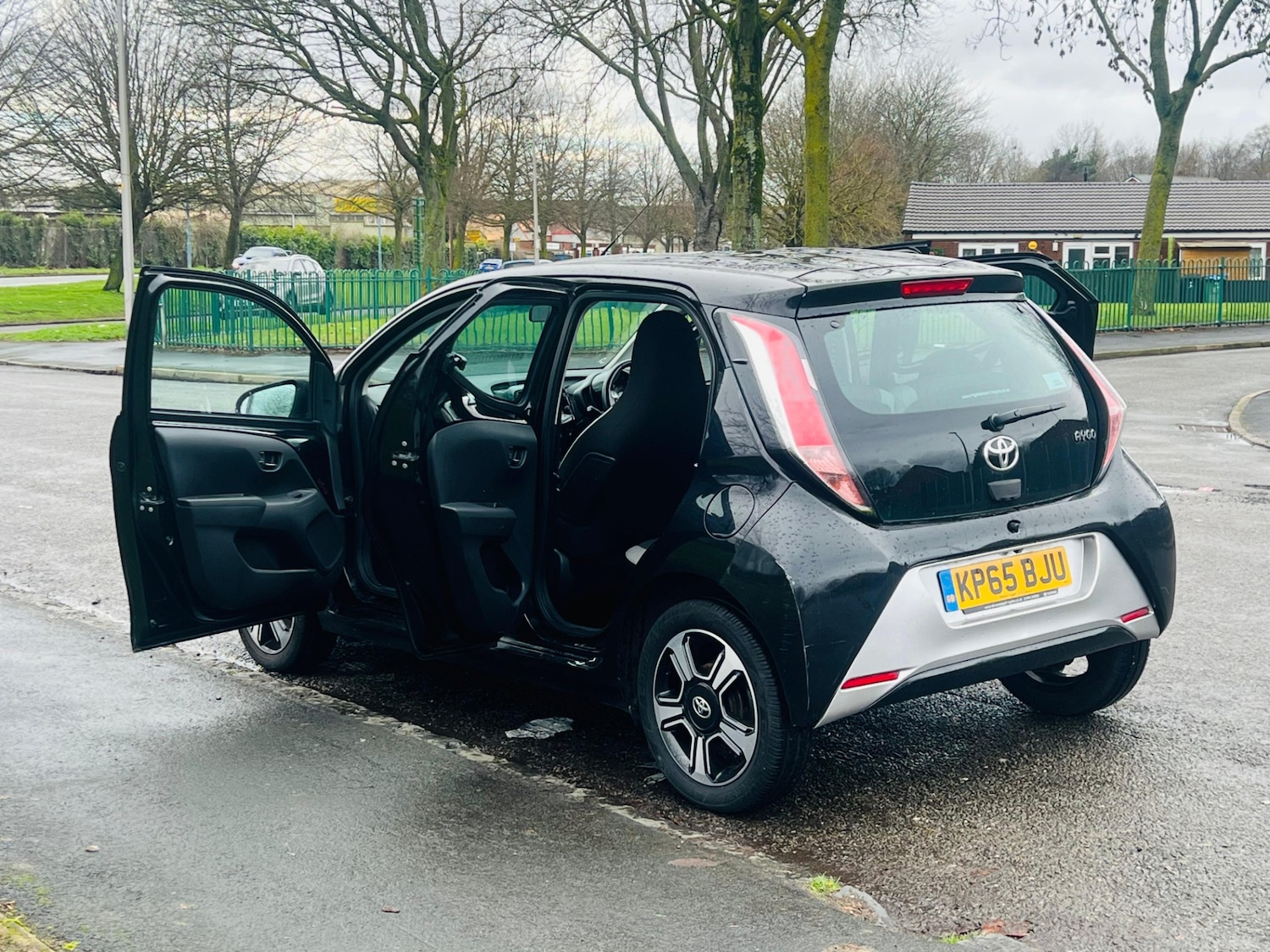 Used Toyota AYGO 2015 for sale - 77457156: Photo 29