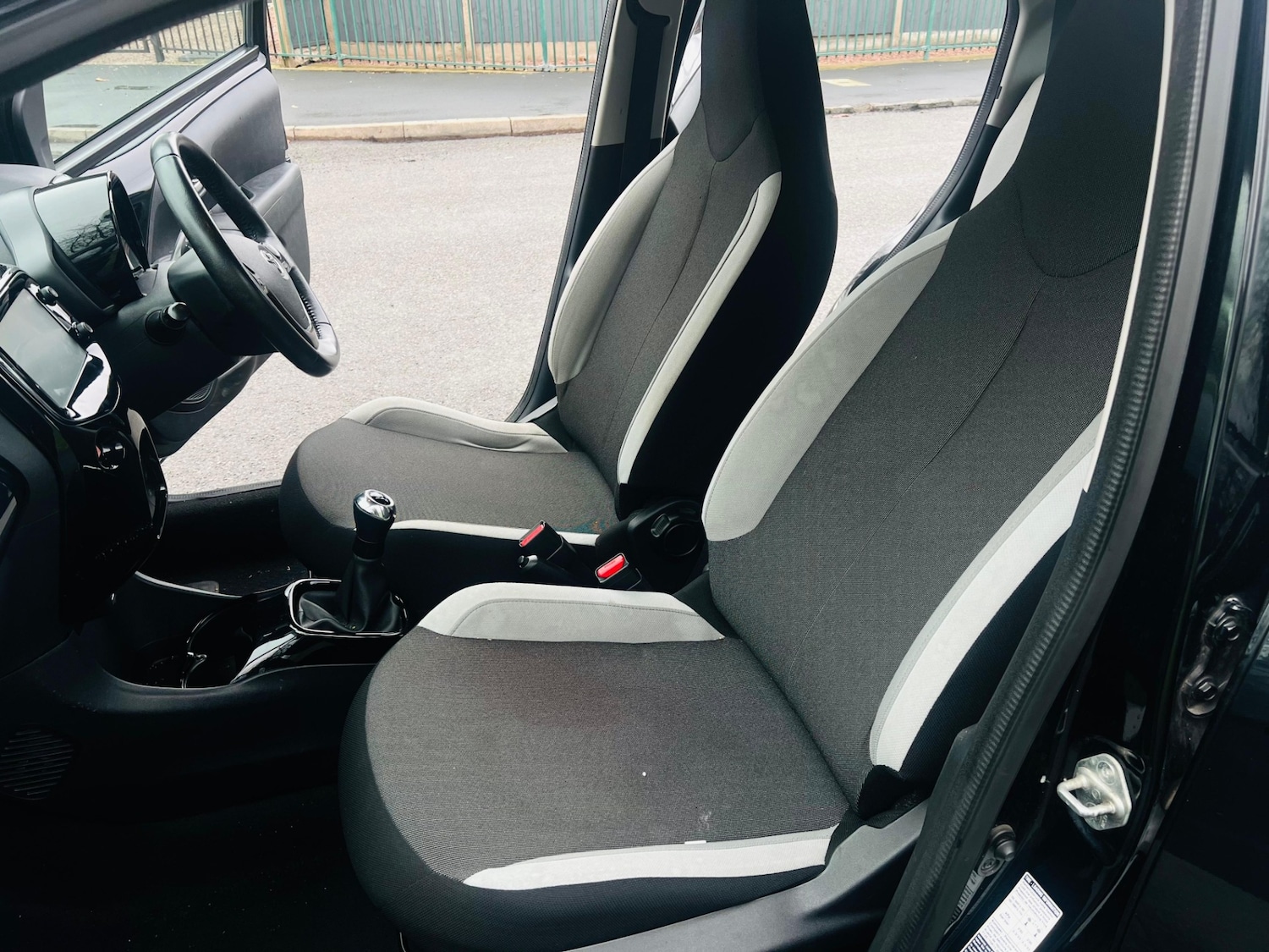 Used Toyota AYGO 2015 for sale - 77457156: Photo 34