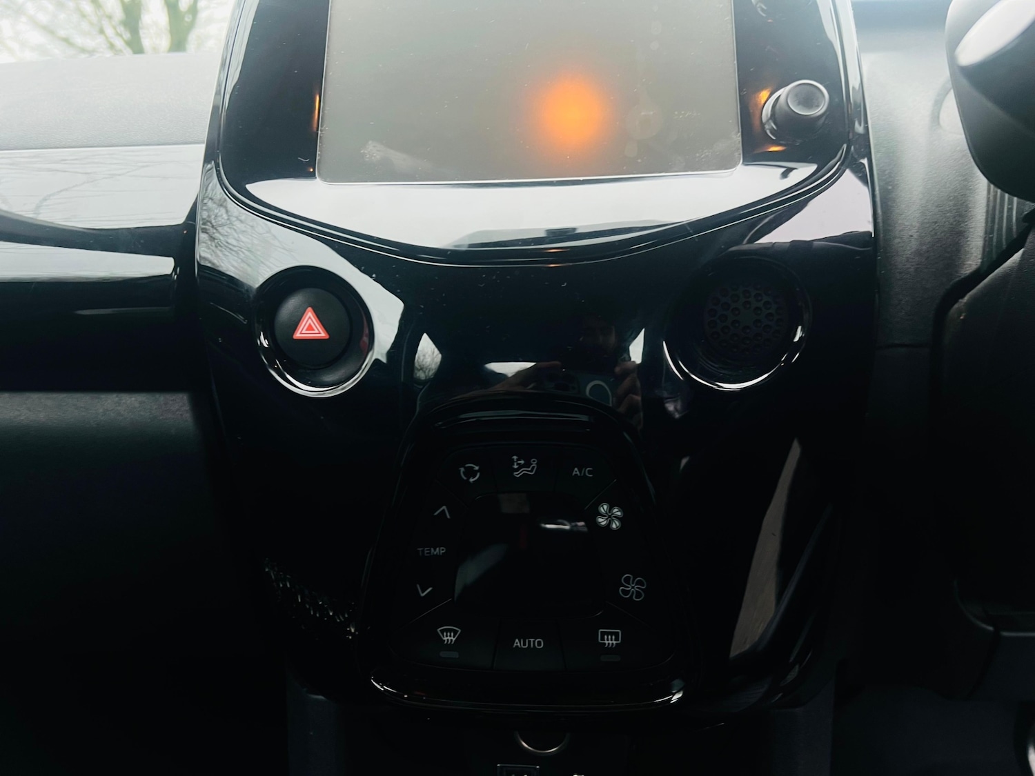 Used Toyota AYGO 2015 for sale - 77457156: Photo 42