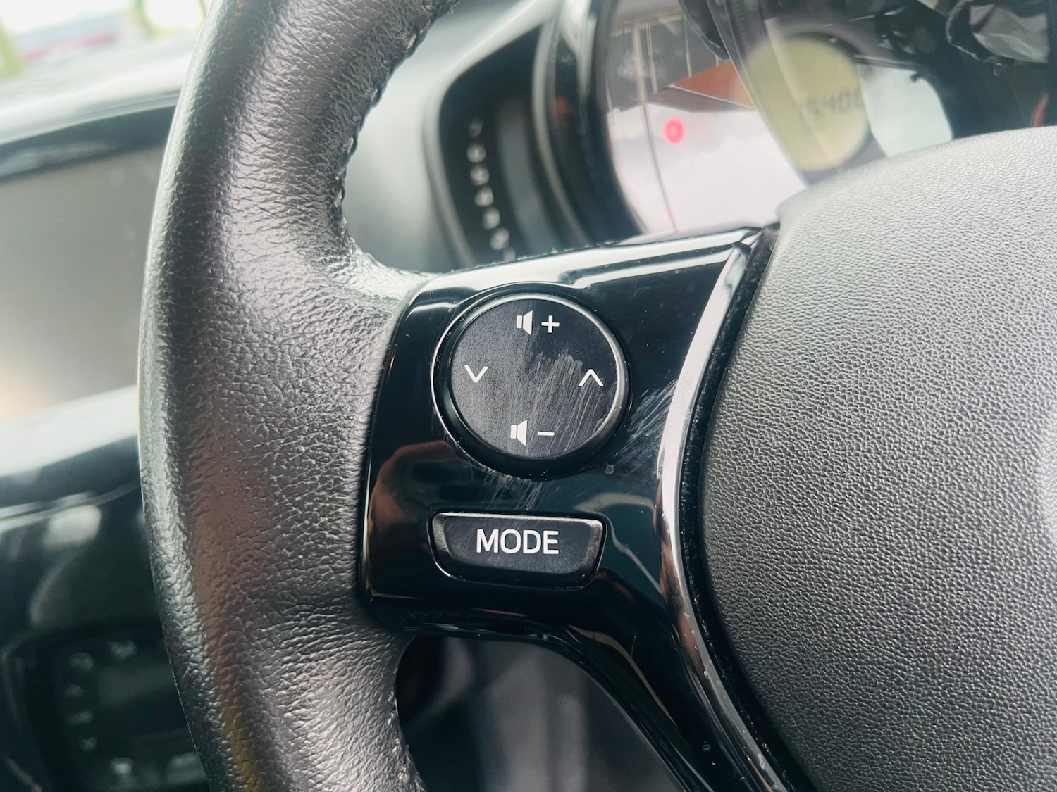 Used Toyota AYGO 2015 for sale - 77457156: Photo 44