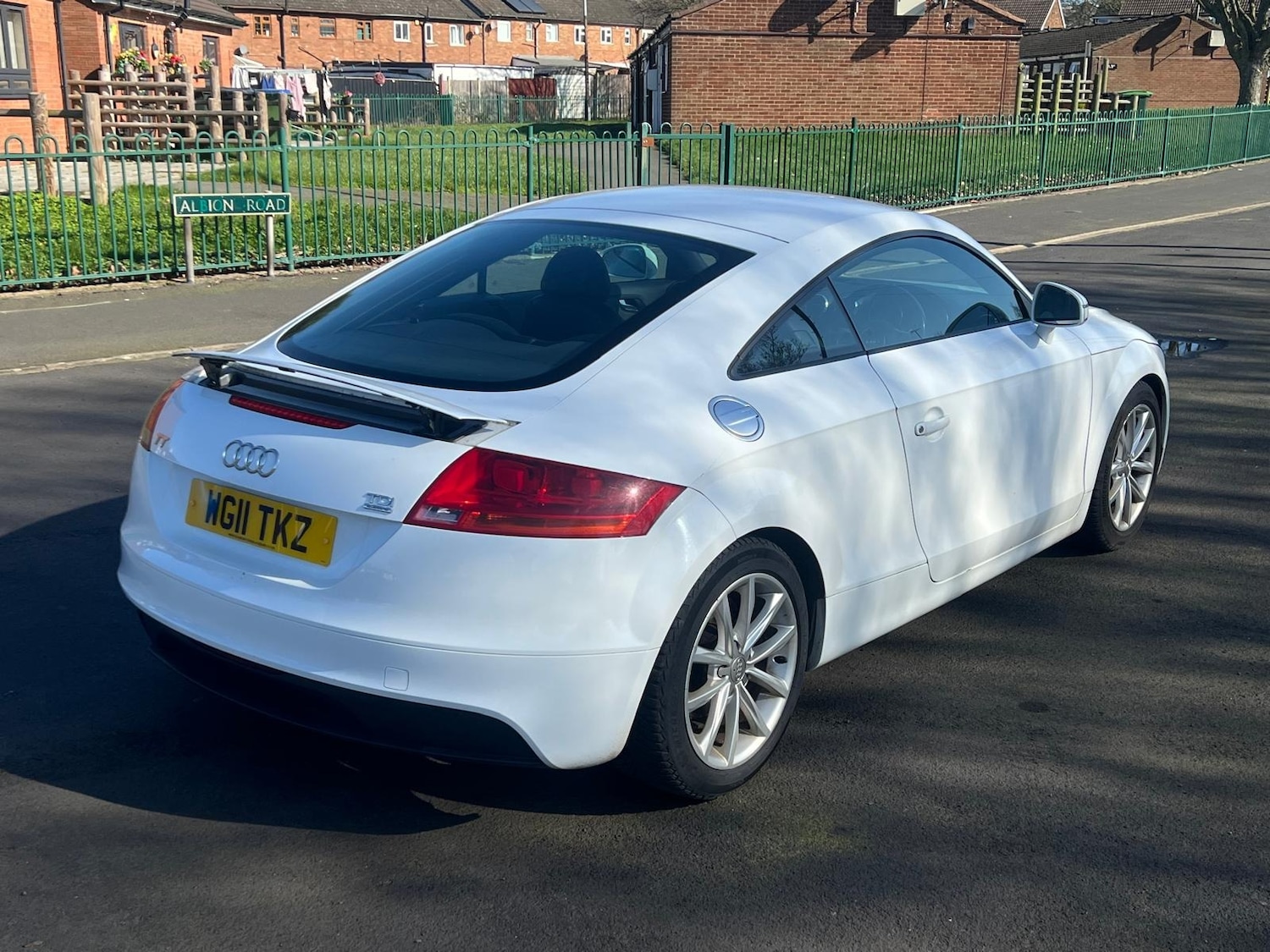 Used Audi TT 2011 for sale - 77942171: Photo 15