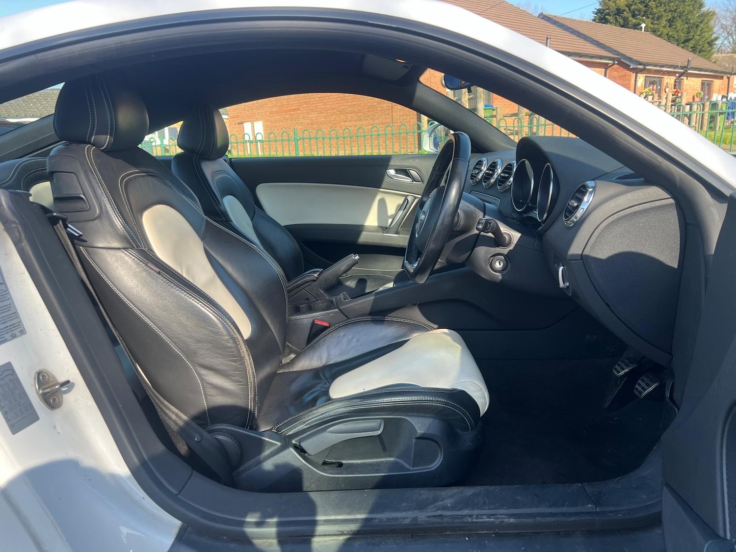 Used Audi TT 2011 for sale - 77942171: Photo 18