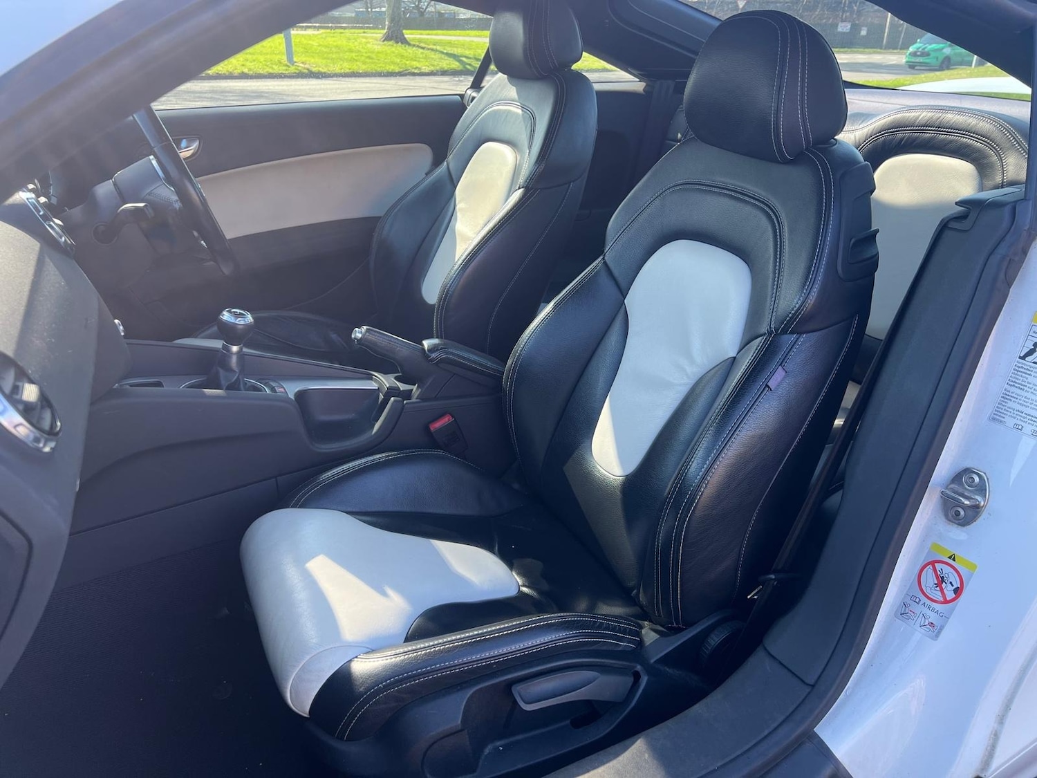 Used Audi TT 2011 for sale - 77942171: Photo 22