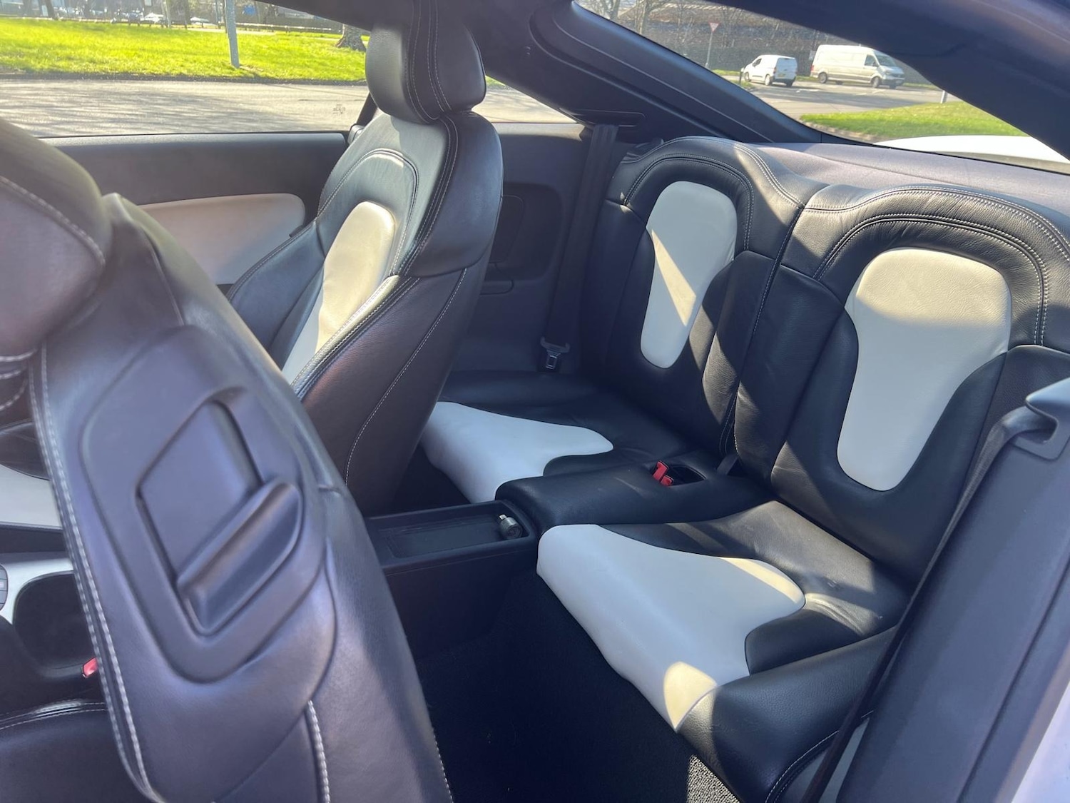 Used Audi TT 2011 for sale - 77942171: Photo 24