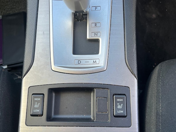 Used Subaru Outback 2011 for sale - 76198718: Photo 12