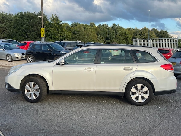 Used Subaru Outback 2011 for sale - 76198718: Photo 5