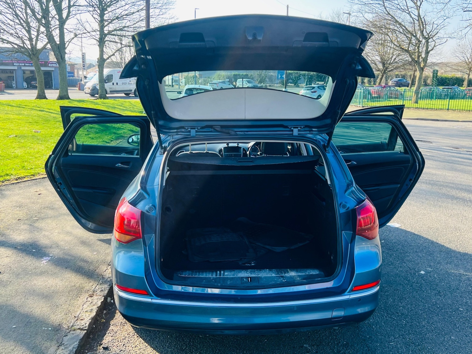 Used Vauxhall Astra 2013 for sale - 77332214: Photo 27