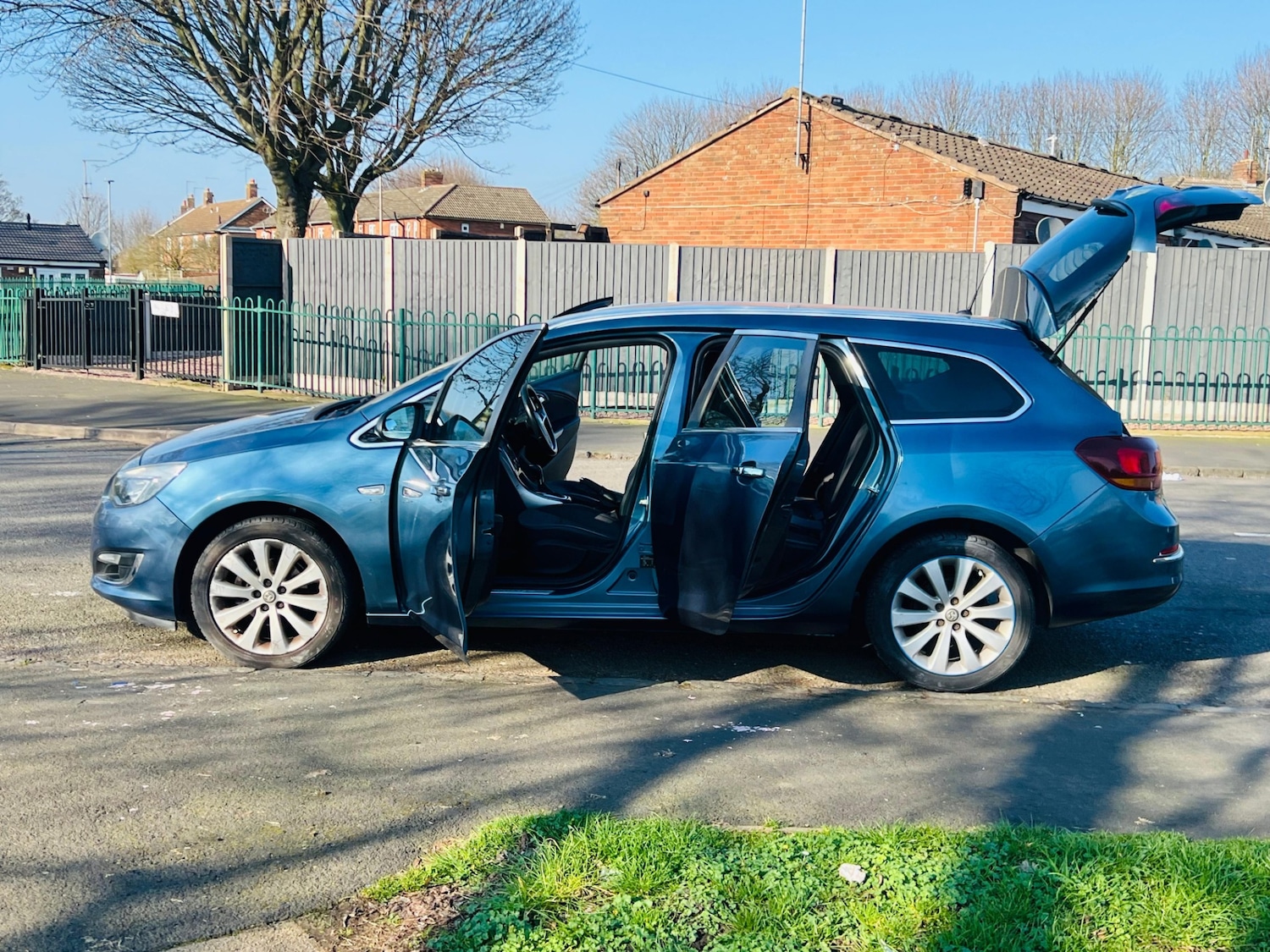 Used Vauxhall Astra 2013 for sale - 77332214: Photo 30