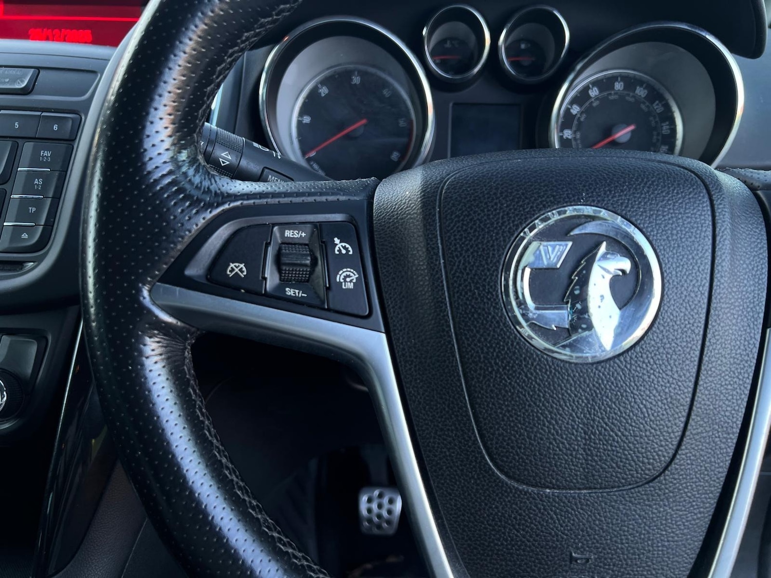 Used Vauxhall Zafira 2014 for sale - 76757188: Photo 28