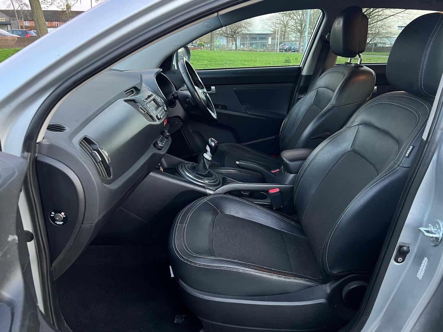 Used Kia Sportage 2011 for sale - 78131875: Photo 28