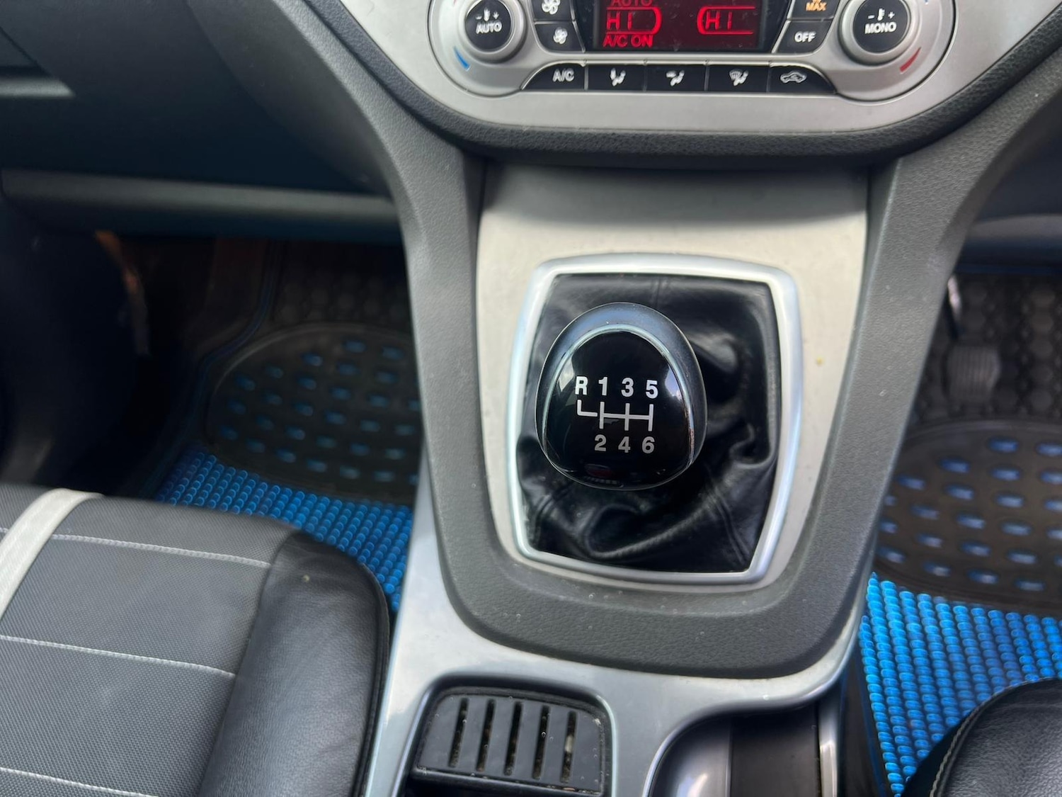 Used Ford Kuga 2009 for sale - 77855249: Photo 26