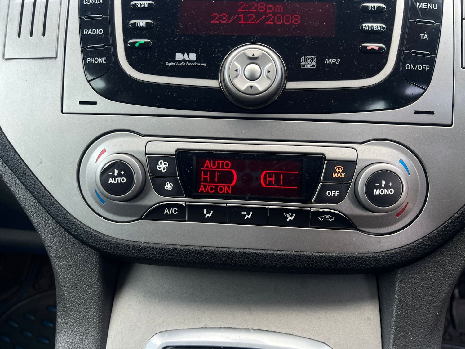 Used Ford Kuga 2009 for sale - 77855249: Photo 27