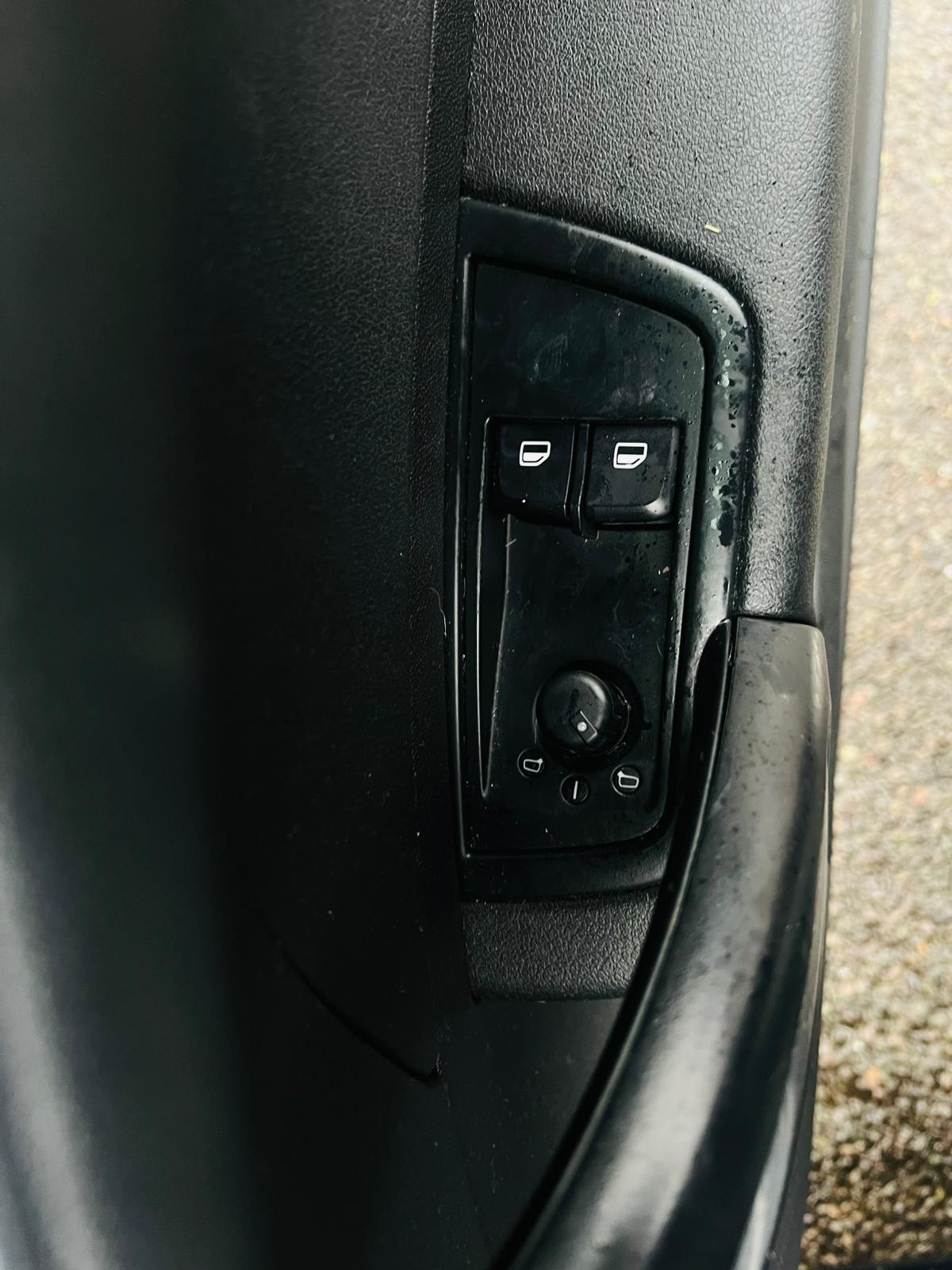 Used Audi A1 2011 for sale - 77304750: Photo 23