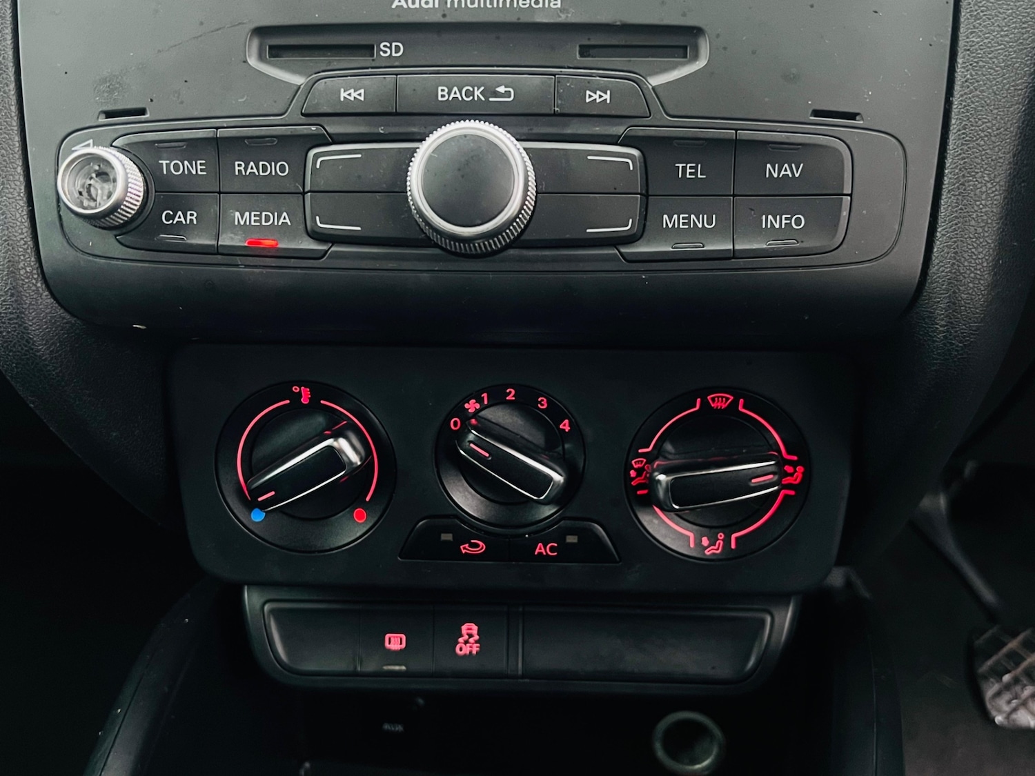 Used Audi A1 2011 for sale - 77304750: Photo 31