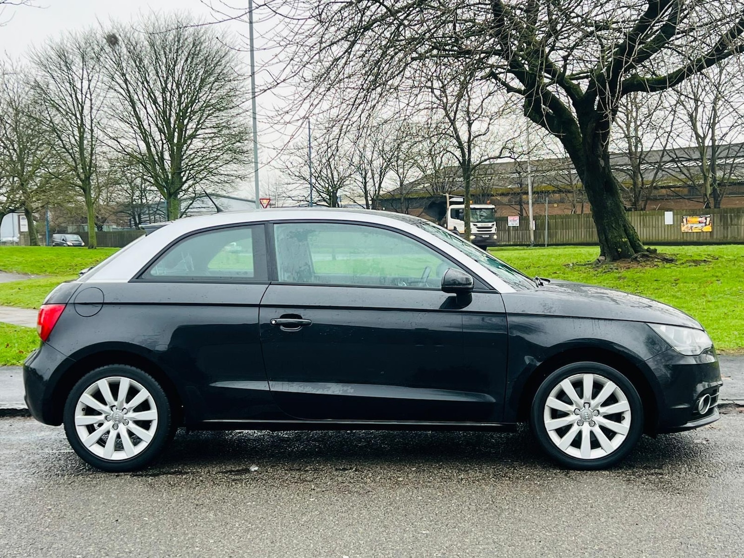 Used Audi A1 2011 for sale - 77304750: Photo 46