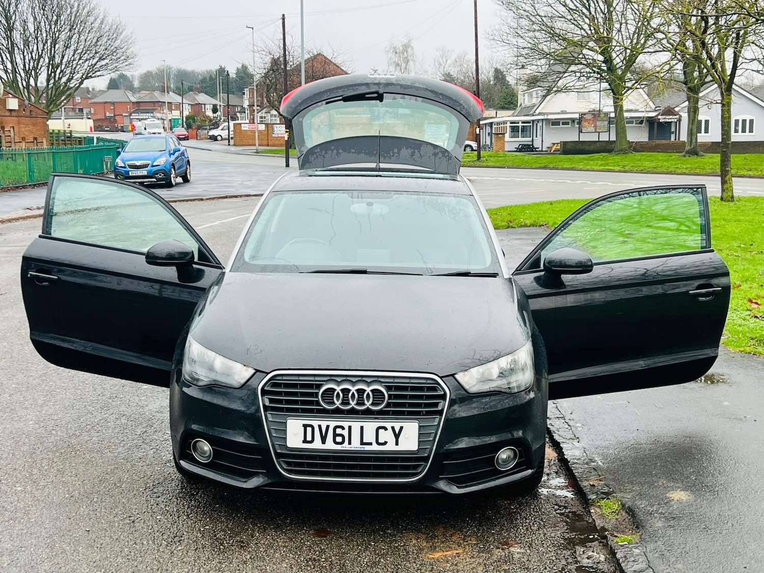 Used Audi A1 2011 for sale - 77304750: Photo 9