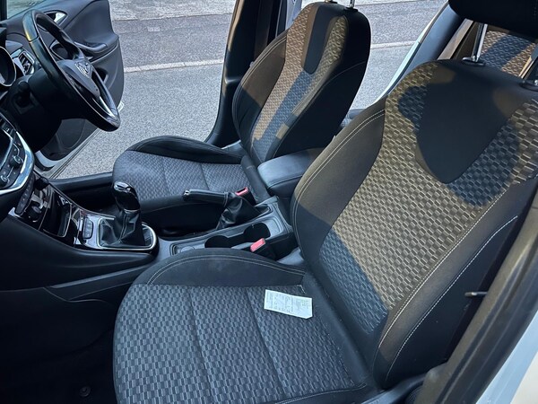 Used Vauxhall Astra 2016 for sale - 76308134: Photo 23