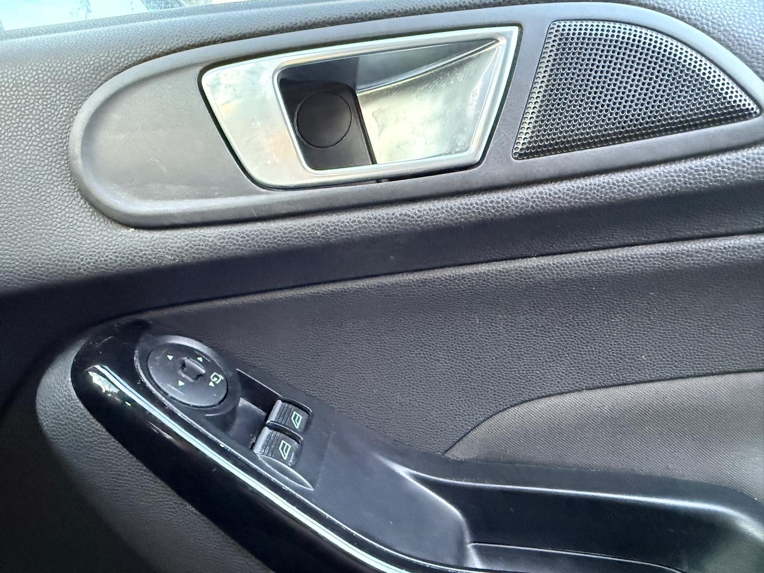 Used Ford Fiesta 2016 for sale - 77638055: Photo 49