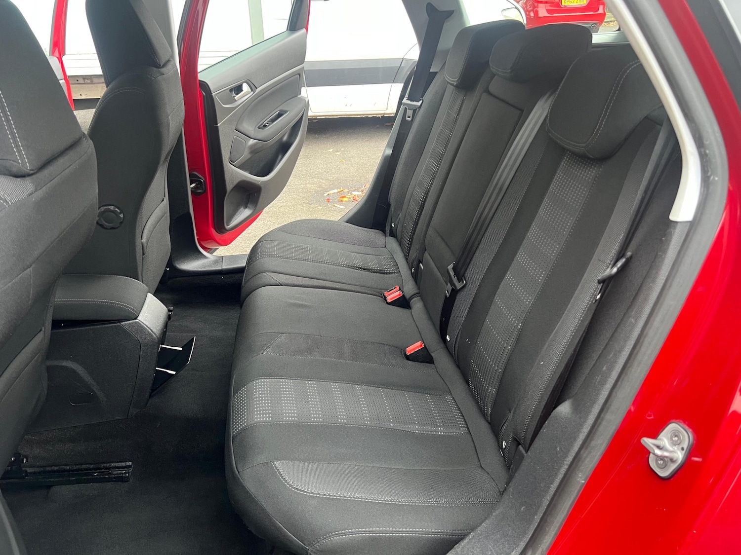 Used Peugeot 308 2016 for sale - 76397815: Photo 14