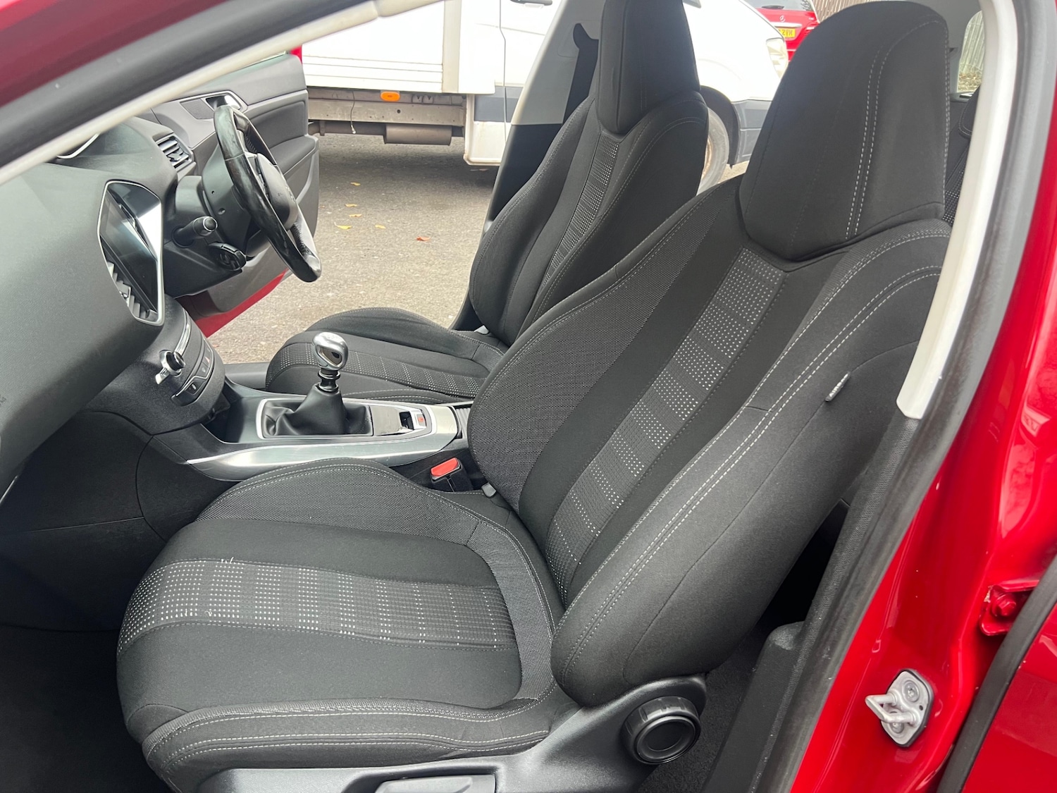 Used Peugeot 308 2016 for sale - 76397815: Photo 16