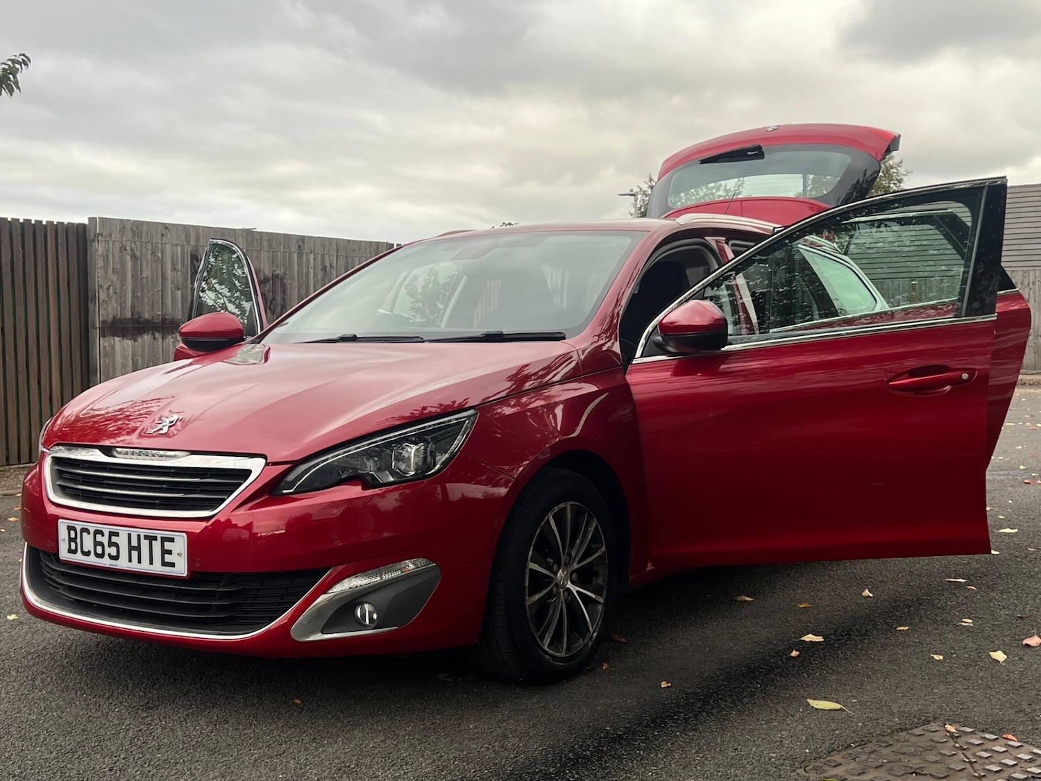 Used Peugeot 308 2016 for sale - 76397815: Photo 34